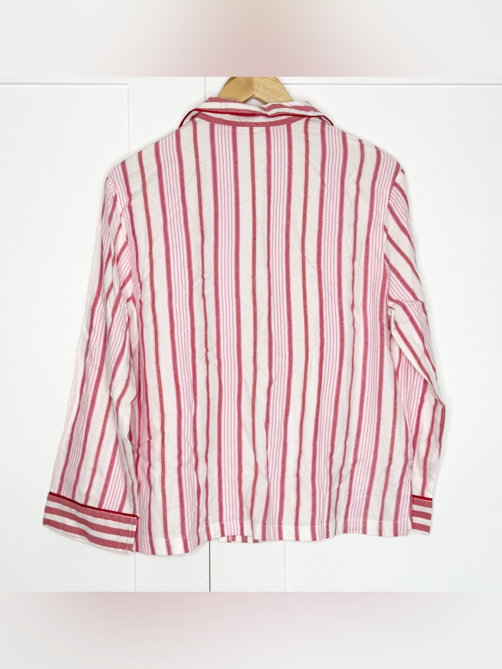 Victoria's Secret VICTORIA Pink CANDY CANE Holiday FLANNEL PAJAMAS Medium Short - Picture 6 of 16